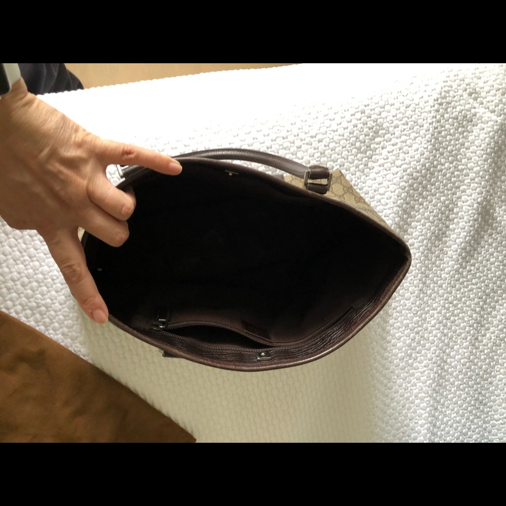 GG Supreme Tan on Brown tote - Picture 6 of 9